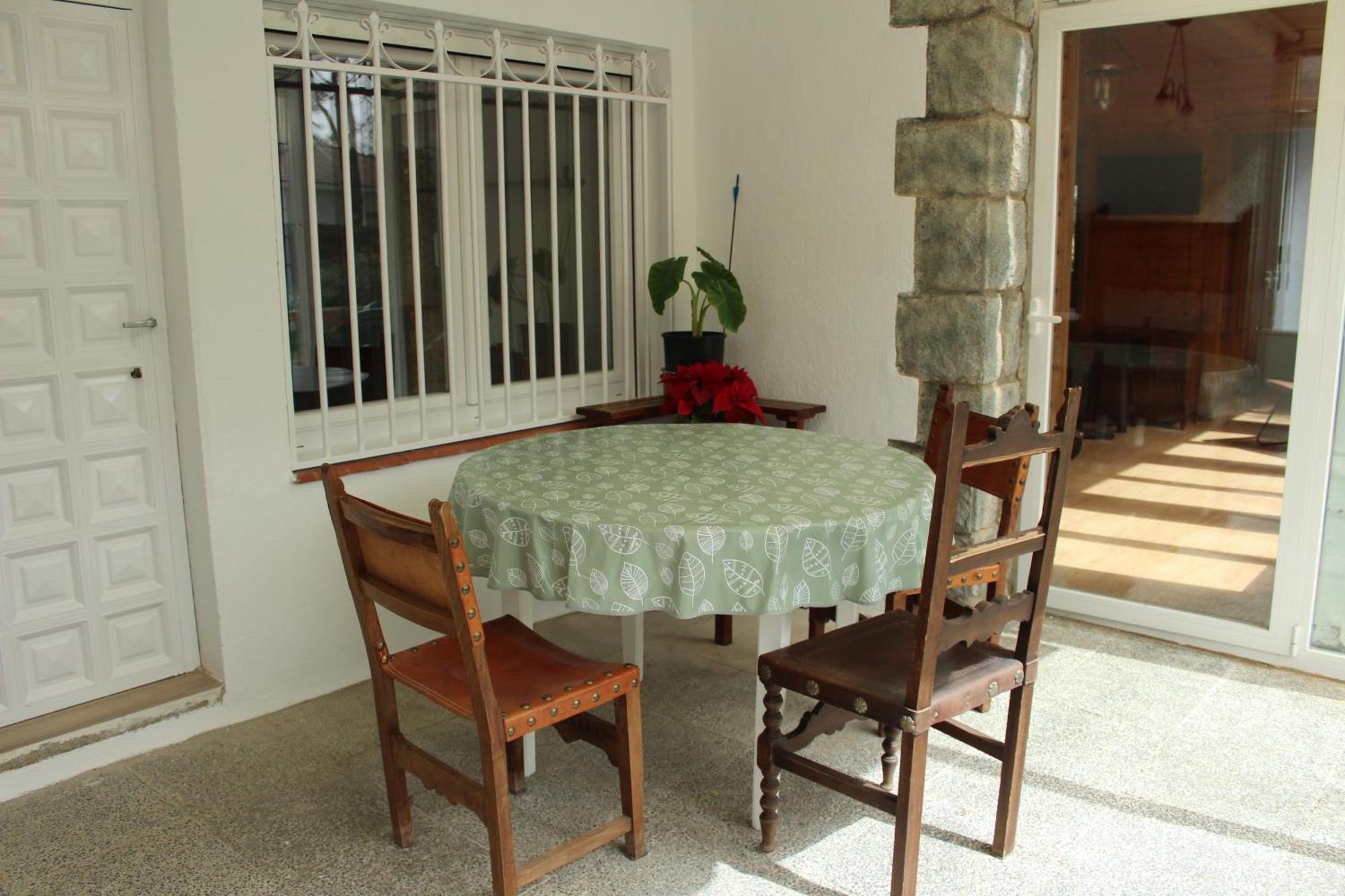 A Leira - Chalet Con Piscina En Becerril De La Sierra Exterior photo